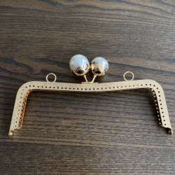 By Aynur Kos Gold İnci Detaylı Burs 20 cm