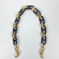 By Aynur Kos Siyah Plastik Sap