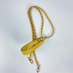 By Aynur Kos Sarı Zincirli Suni Deri Çanta Sapı